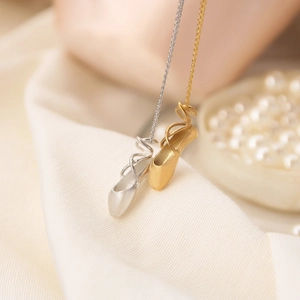 Collana Con Ciondolo Scarpette Da Danza Rame Placcato Oro 18K Elegante Gioielli Semplici Per Donna