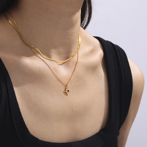 Elegant double-layered 18k gold-plated star pendant necklace with green gemstone