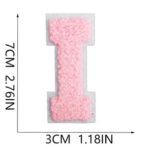 Tabella taglie per toppa lettera I in ciniglia rosa, misura 7cm di altezza e 3cm di larghezza