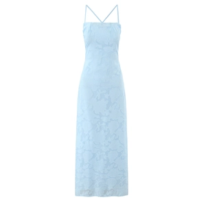 Robe longue bleu clair en dentelle à bretelles avec motifs floraux et dos lacé