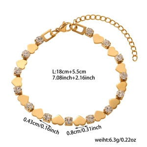 Detailed dimensions of the gold heart bracelet with length and weight measurements