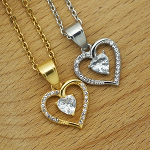 Heart Pendant Necklace 316 Stainless Steel Cubic Zirconia Hollow Heart Shape Elegant Ins Style For Women