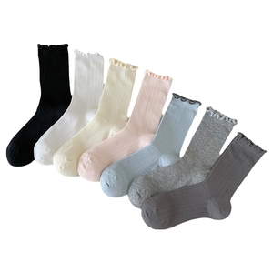Seven-color set of ruffled mesh crew socks with ribbed texture and ballet style