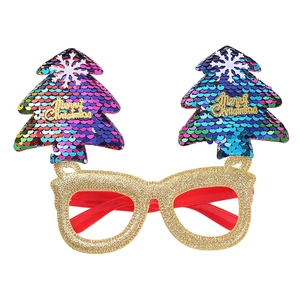 Festive gold glitter Christmas tree glasses with Merry Christmas text for holiday parties