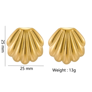 Polished gold scallop shaped stainless steel earrings measuring 25mm in diameter