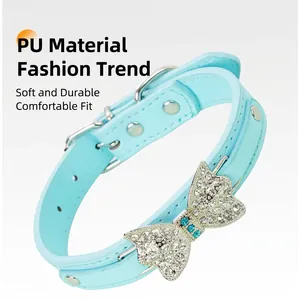 Collare per animali in pelle PU azzurra con fiocco di strass e fibbia argentata