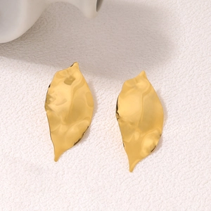 Minimalist 18k gold plated leaf earrings with polished crinkled design for women