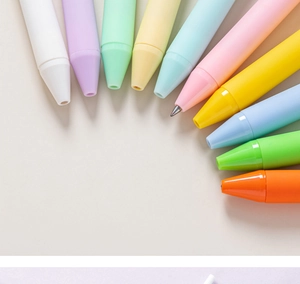 Colorful pastel retractable ballpoint pens set, cute plastic stationery for students.