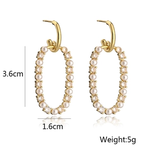 Detailed size specifications for 18K gold plated oval earrings with pearls and crystals