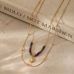 Zweilagige 18k goldene Edelstahl-Halskette mit bunten Perlen und einem Stern-Anhänger