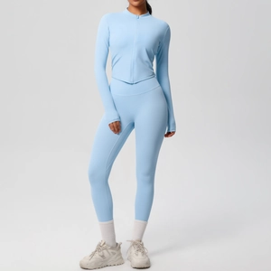 Ensemble de yoga bleu clair pour femme avec legging taille haute et veste à fermeture