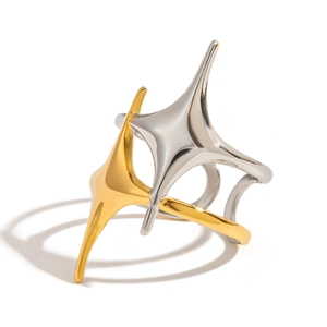 Minimalist bicolor stainless steel star ring in gold and silver finish with geometric cross design