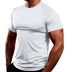 Slim fit men's white crewneck t-shirt in breathable quick-dry fabric for casual sports wear