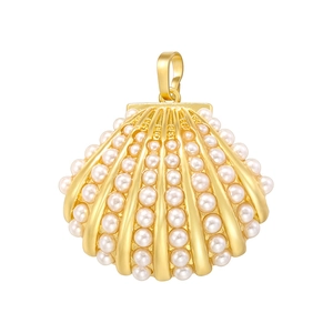 Elegant gold shell pendant with white pearls and marine heart charm design