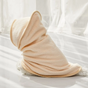 Absorbent microfiber pet towel in beige for cats and dogs with high density coral fleece