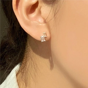 Minimalist S925 silver stud earrings with emerald-cut square zirconias in a modern style