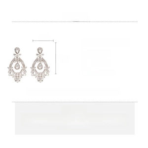 Detailed spec sheet showing size 9.1x5cm and materials for luxury rhinestone earrings