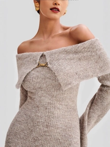 Elegant Knit Maxi Dress Women Off Shoulder Long Sleeve Ribbed Slim Fit Metal Buckle Decor Solid Color Autumn Fashion