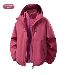 Detail der erdbeerroten 3-in-1-Jacke mit Fleece-Innenfutter und Reißverschlüssen