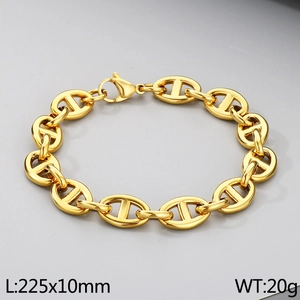 Detailed view of golden pig nose link bracelet showing size specs and metallic texture