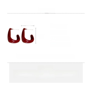 Spécifications de taille et de matériau pour les boucles d'oreilles en U bordeaux