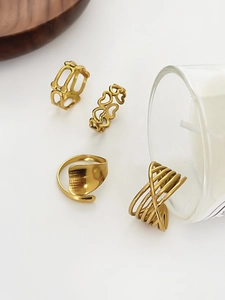 Ensemble de bagues en acier titane plaqué or 18K avec motifs cœur et texturés