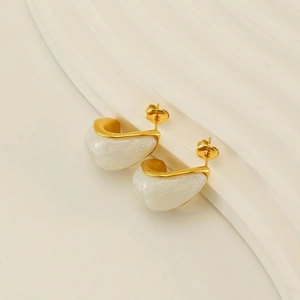 Boucles D'Oreilles Puces Géométriques Style Français Vintage Goutte D'Eau Plqué Or Acier Inoxydable Résine Blanche Bijoux Femmes
