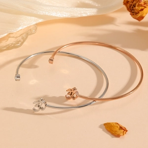 Bracelets minimalistes en acier titane argent et or rose avec symbole Om et cristal