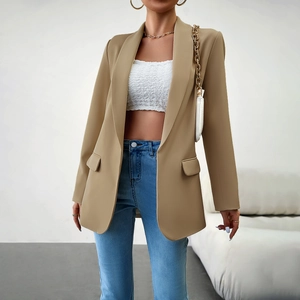 Blazer kaki pour femme avec col à revers, manches longues et poches à rabat élégantes