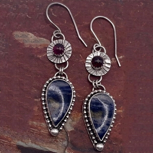 Vintage water drop enamel earrings with red gemstone inlays in bohemian ethnic style
