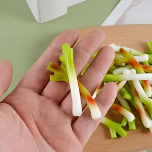 Simulation Green Onion Model PVC Realistic Scallion Keychain Pendant For Photography Prop Home Kitchen Decor