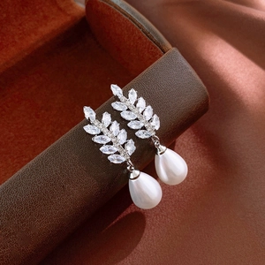 Elegant Wheat Ear Leaf Zircon Drop Earrings With Imitation Artificial Pearl And Silver Earring Post Luxury Jewelry For Women