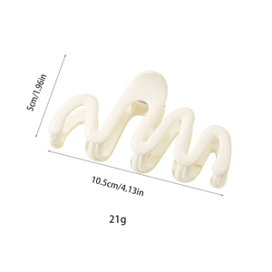 Minimalist cream wavy claw clip for women with 10.5cm length and durable metal spring