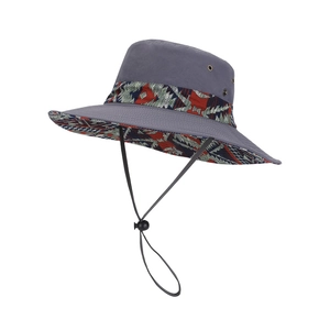 Outdoor Sonnenhut mit breiter Krempe, Ethno-Muster und verstellbarem Kinnriemen
