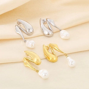 French Irregular Distorted Stainless Steel Drop Earrings With Baroque Shell Artificial Pearl Elegant Minimalist Jewelry For Women
