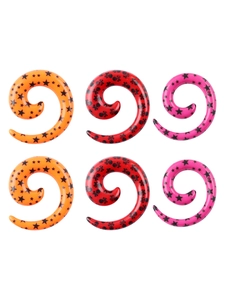Trois paires d'écarteurs spirale en acrylique orange, rouge et rose avec motifs étoile et crâne