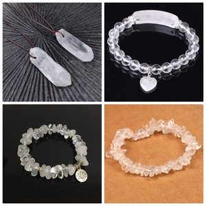 Natural white and pink crystal jewelry set with point pendant and beaded heart bracelets