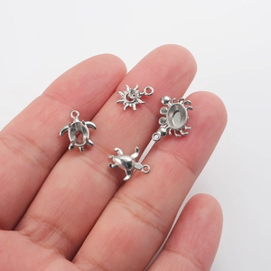 Stainless steel sea turtle and crab blank pendant trays for DIY jewelry making