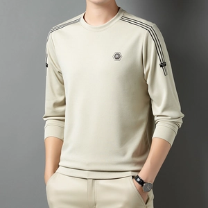 Herren Langarm-Pullover in Beige aus Waffelstrick mit schmaler Passform und Stil