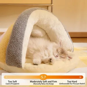 Panier douillet semi-fermé en peluche pour chats et petits chiens, coloris jaune et gris