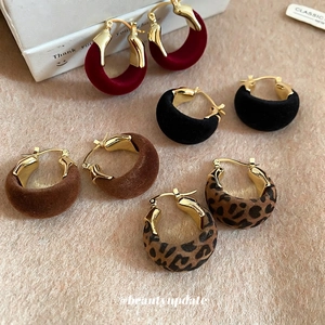 Vintage Flocking Hoop Earrings Retro U Shaped Alloy Jewelry With 925 Sterling Silver Earring Post For Women