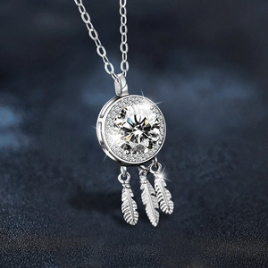 Moissanite 925 sterling silver dreamcatcher necklace with feathers and sparkling gemstone
