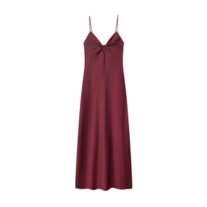 Robe midi en satin bordeaux élégante avec col en V et détail plissé noué sur le devant