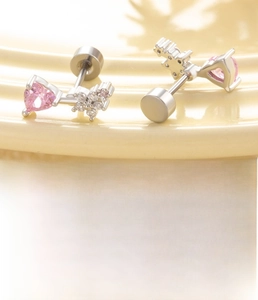 Detail of silver heart ear stud with pink zircon and 0.8x6mm titanium steel screw post