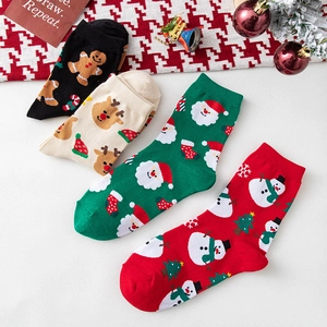 Vierer-Set festliche Weihnachts-Baumwollsocken mit Weihnachtsmann, Rentier und Lebkuchen