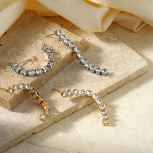 Elegant curved crawler earrings with sparkling zircon stones in gold and silver finish
