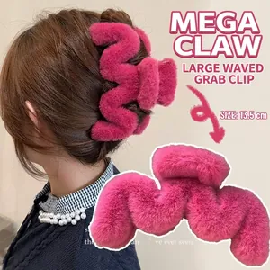 Large Plush Hair Claw Clip Faux Fur Wave Zigzag Design Strong Grip Autumn Winter Styling Accessories For Women Girls