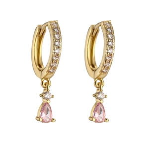 Élégantes boucles d'oreilles dorées avec cristaux et pierres roses en poire