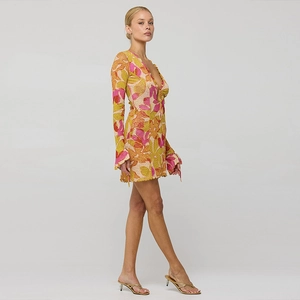 Schlankes langärmeliges Kleid mit floralem Print in Gelb und Rosa für Damen