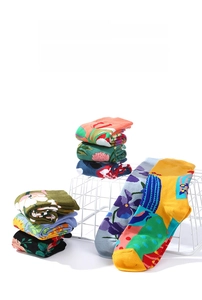 Collezione di calze in cotone con stampe artistiche floreali e cactus dai colori vivaci